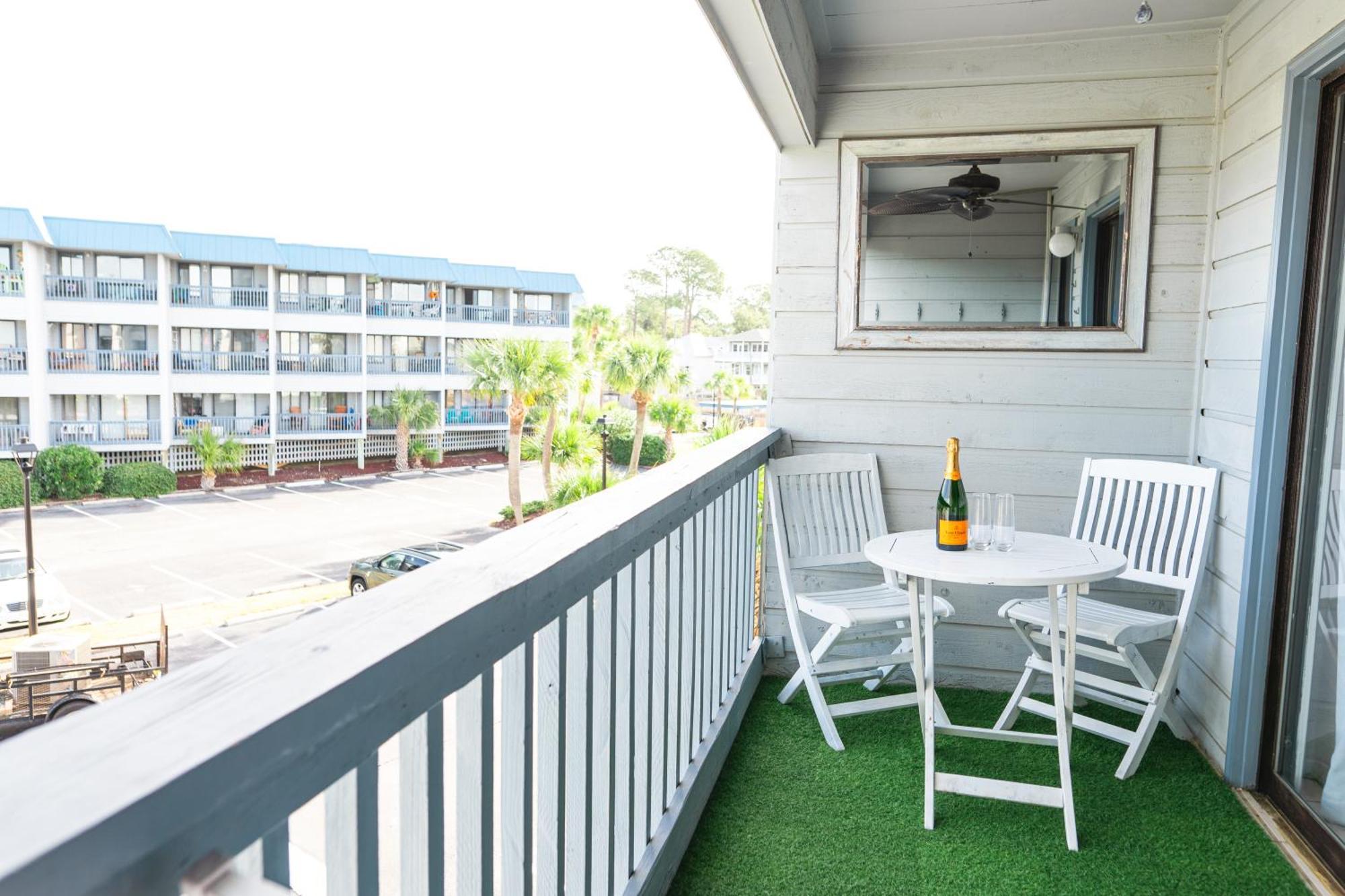 Private Balcony - Beach - Pool And Pickleball Lägenhet Tybee Island Exteriör bild